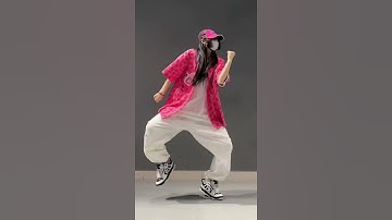 Thumbnail of Dancing can forget worries and be happy forever，hiphop dance Alexander A