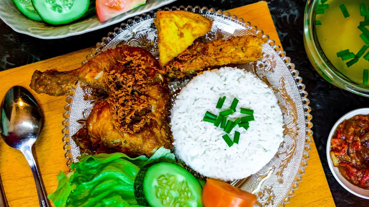 Resepi Ayam Penyet Original Indonesia Empuk Di Dalam Rangup Di Luar Beserta Resepi Sambal Sedap Youtube