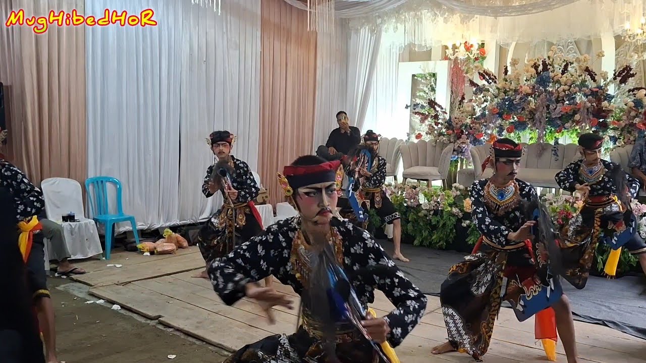 Tari Kiprahan Ebeg Riwe Riwe Budoyo || Live Kebakalan Karanggayam ||