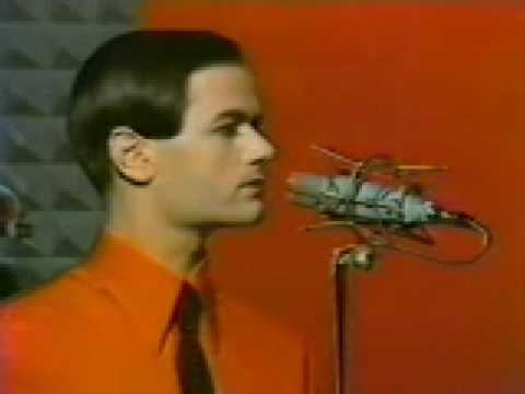 Kraftwerk &quot;the Robots&quot; (German)
