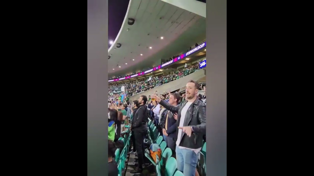 Dil Dil Pakistan Fans Chantting This Song In HBL PSL Today  MATCH