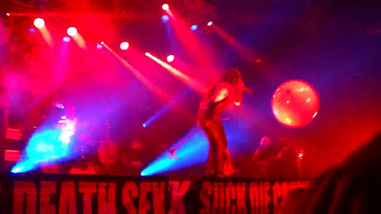 industrial piercing Rob Zombie - Am I Evil, live in Huxleys Neue Welt, Berlin 2016