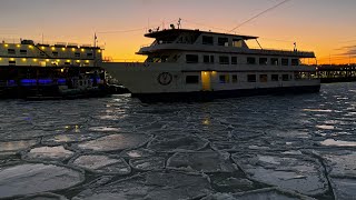 When the Hudson River Freezes : NYC Polar Vortex Walk to Hudson Yards