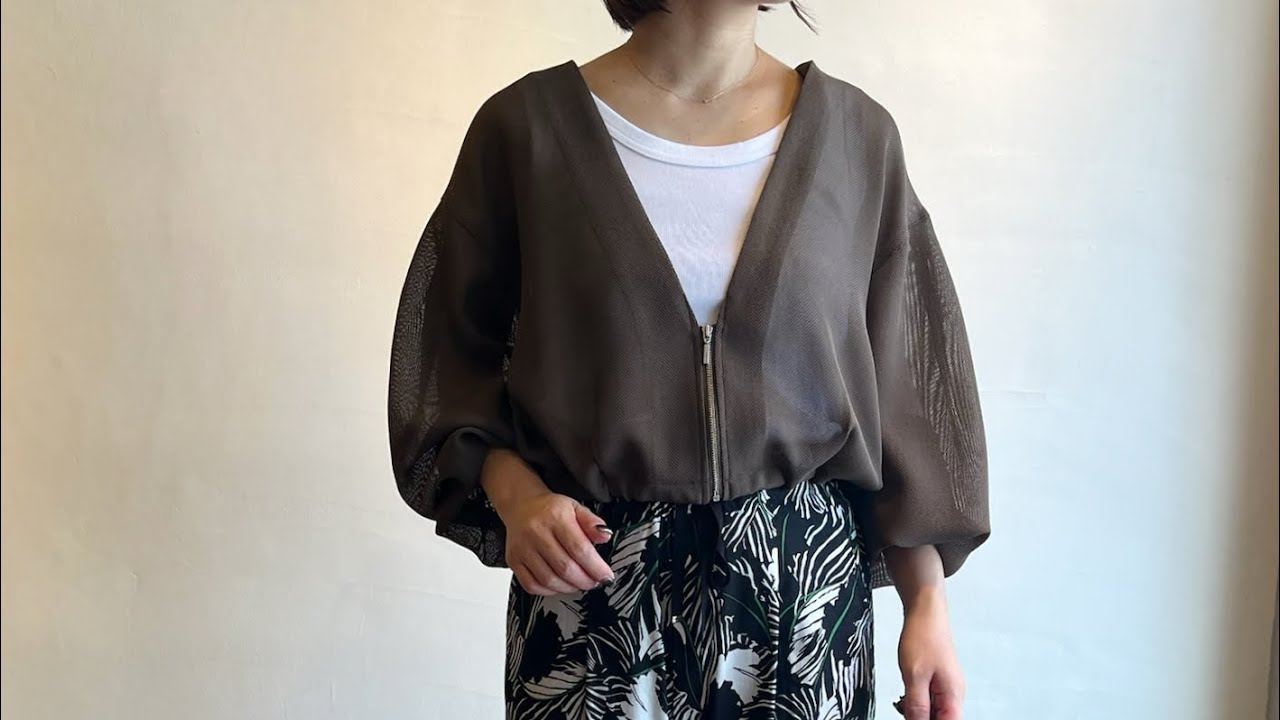 Dignite collier / V-neck zip mesh cardigan - YouTube