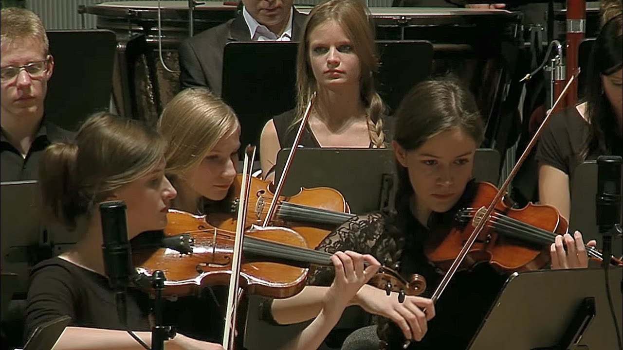 Rodríguez M. J. Peris - Haciendo música al estilo sinfonieta akademia e arteve