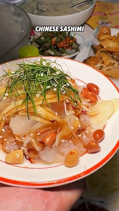 The way to eat Chinese sashimi. - YouTube