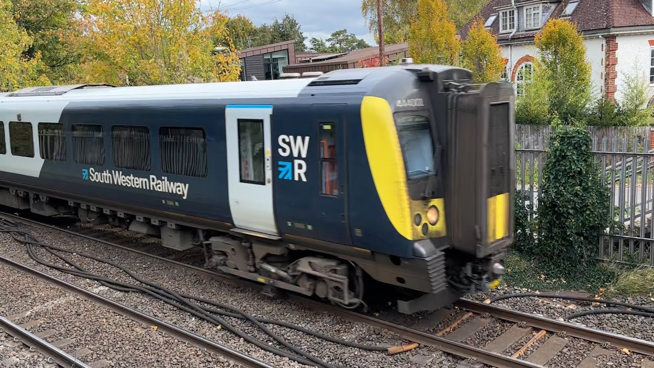 Class 444 Desiro | 444001 + 444004 | South Western Railway