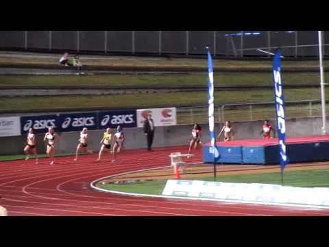 Sally Pearson 23.12 Women 200M Sydney Track Classic 2011