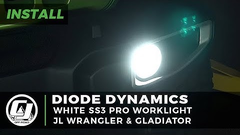 Jeep JL/Gladiator Install | Diode Dynamics Worklight Standard SS3 SAE Fog Lights