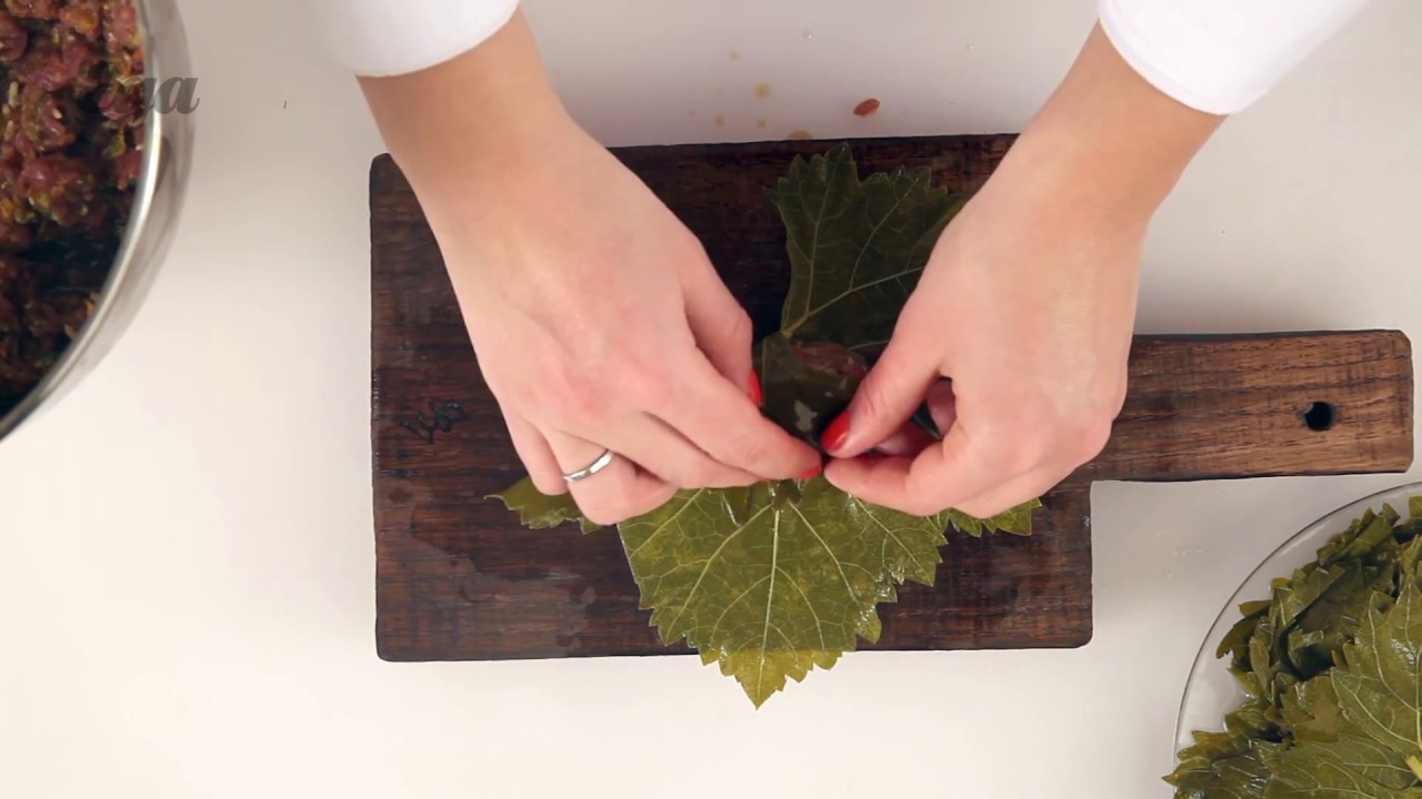 Долма (или толма). Кавказские голубцы - YouTube