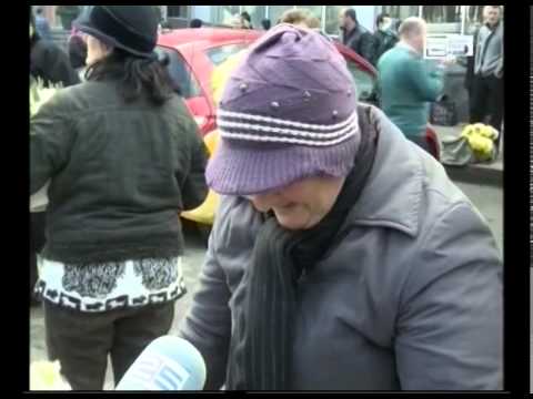 ორასამდე ყვავილების გამყიდველი ჭავჭავაძის ქუჩაზე და საცობები ქუჩაში