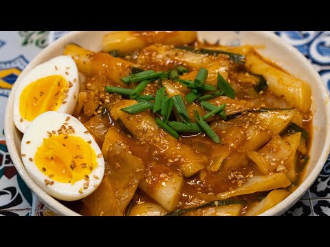 tteokbokki-(recette-coréenne)---galettes-de-riz---sauce-pimentée---prêt-en-20-mins