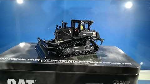 CAT D6XE LGP 175K Edition by Diecast Masters