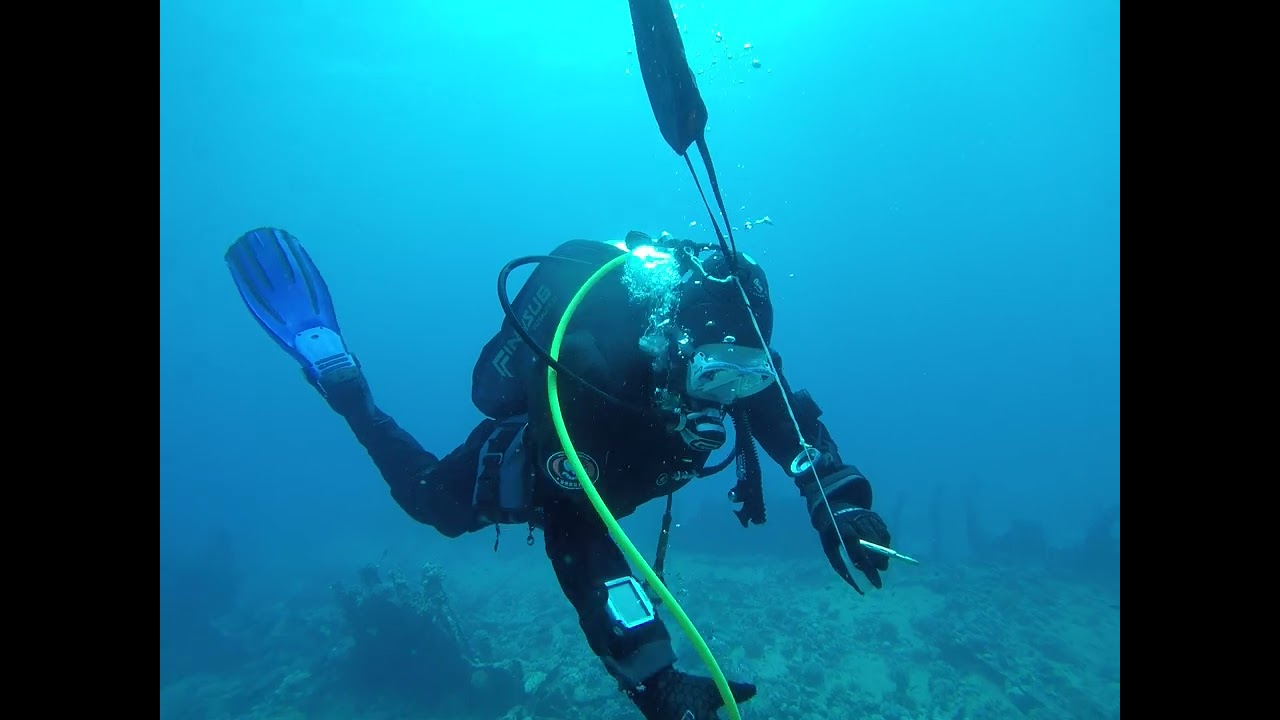 BEST DEPLOYMENT SMB EVER perfect scuba skils. Sound necessary. YouTube