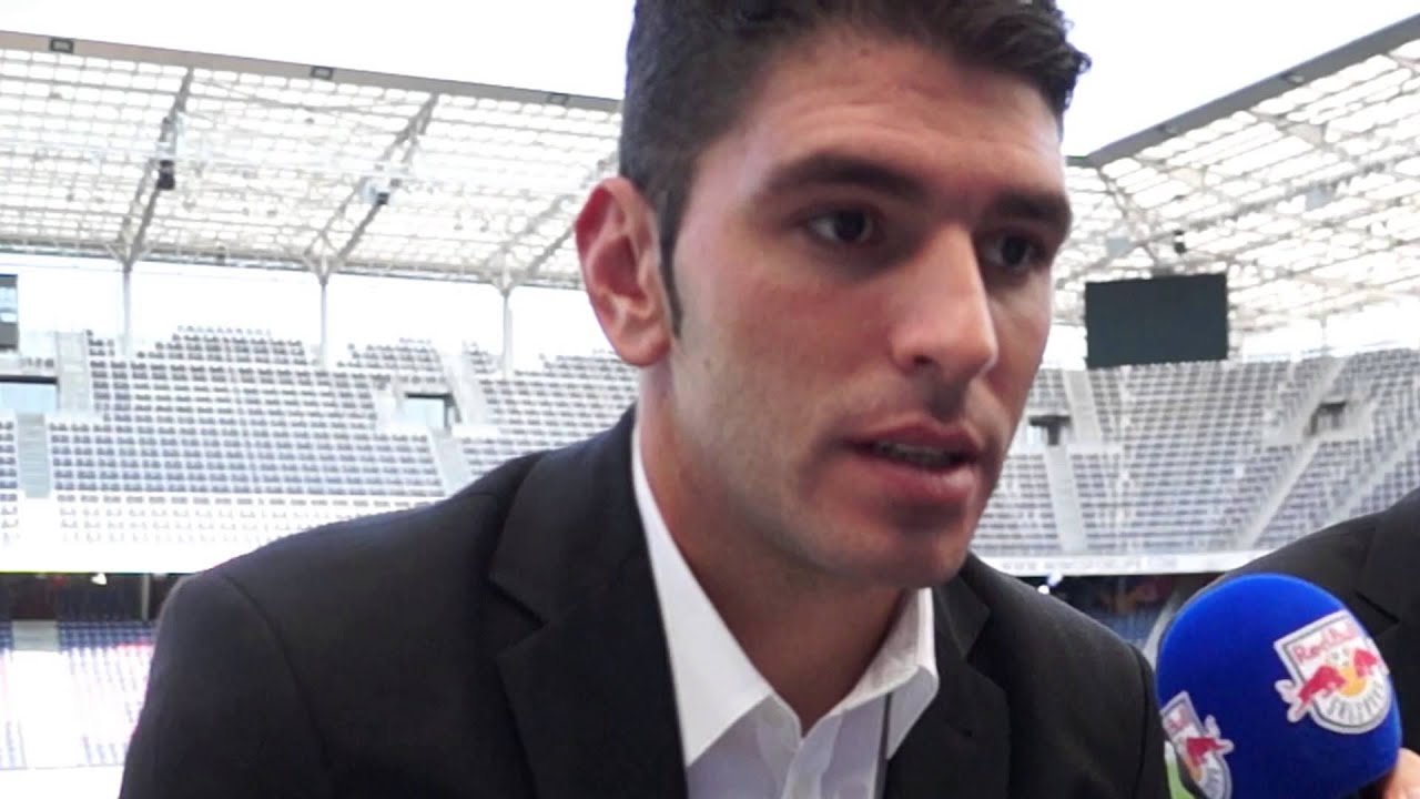 bundesliga tabla FANFRAGEN an den Kapitän Jonatan Soriano #26