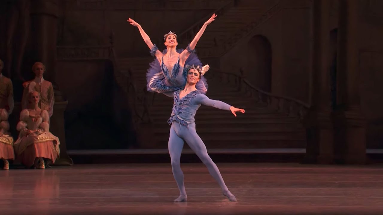 The Sleeping Beauty Bluebird Pas De Deux Yasmine Naghdi Matthew Ball The Royal Ballet Youtube Sleeping Beauty Ballet Royal Ballet Ballet Inspiration