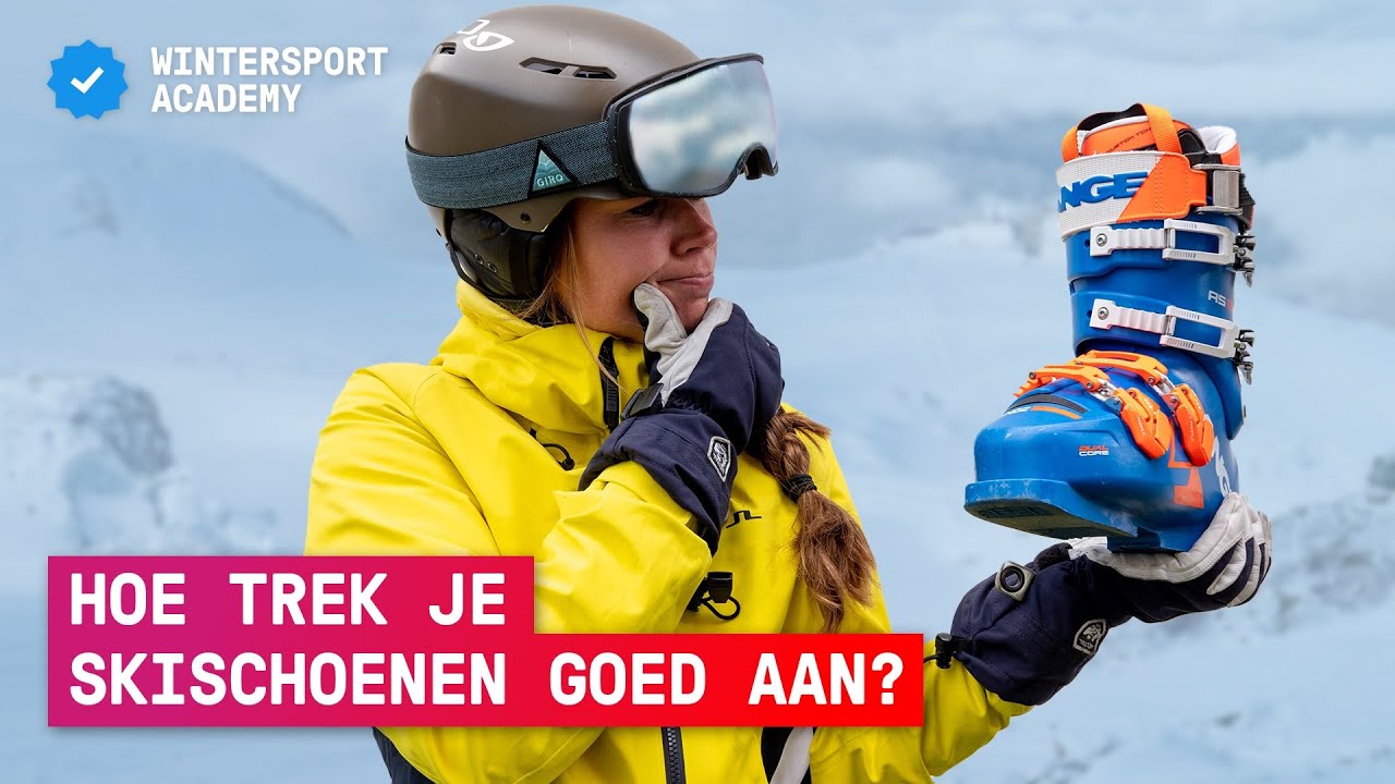 Hoe trek je je skischoenen goed aan? En ook weer uit?