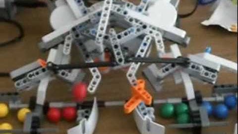 LEGO MINDSTORM NXT 2.0 FAST BALL SORTER