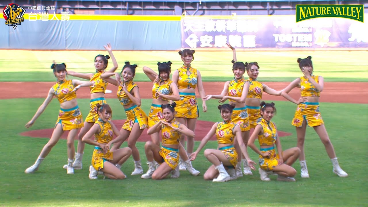 【2022爪嗨賴】08/13 Passion Sisters全新單曲《一球入魂》，「我的少女STYLE」主題日首次表演。CTBC BROTHERS 中信兄弟