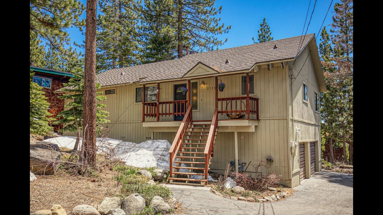Absolutely Adorable Lakeside Home Sierra Sotheby's International