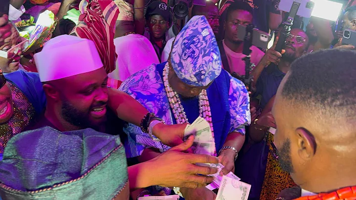 FEMI ADEBAYO & MUYIWA ADEMOLA RAINED MONEY ON ODUNLADE ADEKOLA AT WARLORD MOVIE PREMIERE 