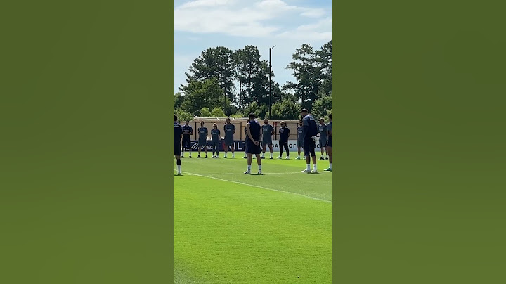 PSG hold a moment of silence in memory of Diogo Jota