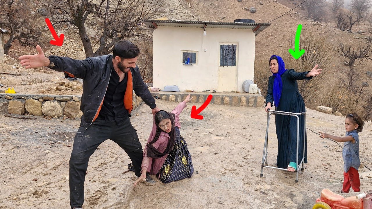 Winter rain, explosive anger: Husband kicks out jealous first wife!