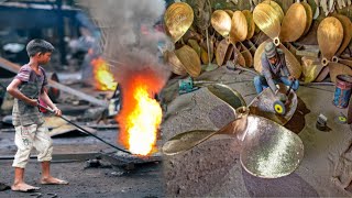 Genius Workers Manufacturing Ship Propellers with Old Methods Without Tools.