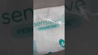 How to Clean the Inside of a Coach Purse How to Clean the Inside of a Coach Purse
