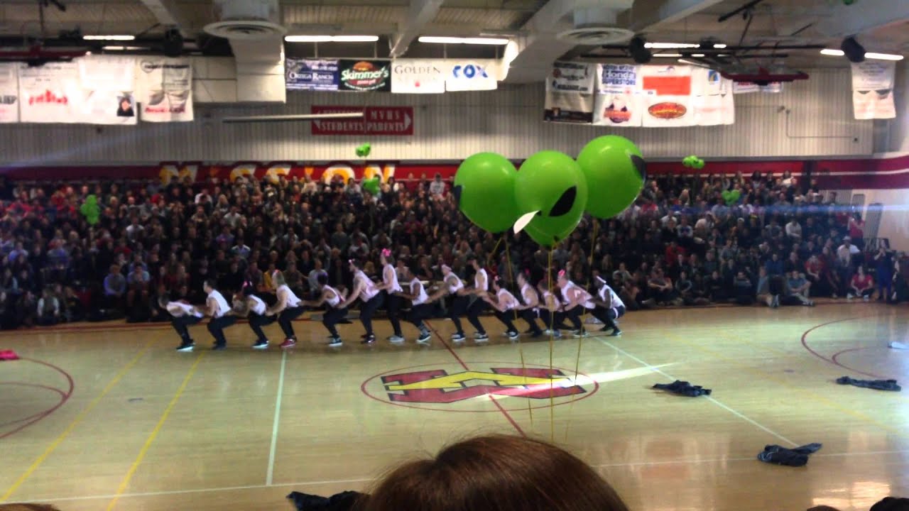 Mission viejo high school powderpuff dance 2015 YouTube