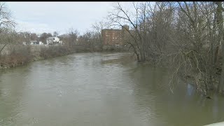 Woman rescued from Mahoning River said she was thrown in