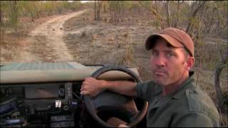 Safari Live : James telling bush stories on drive this afternoon Aug 20 2016