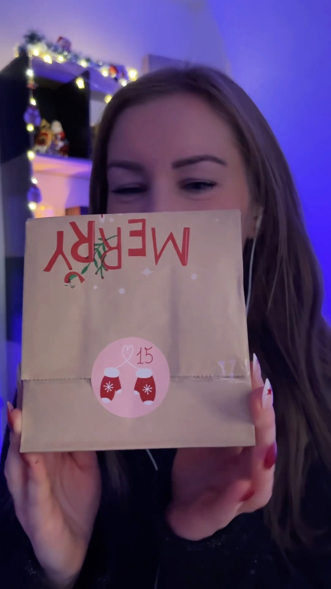 Türchen 15 #holidayswithyoutube #asmr #asmrunboxing #adventskalender # ...