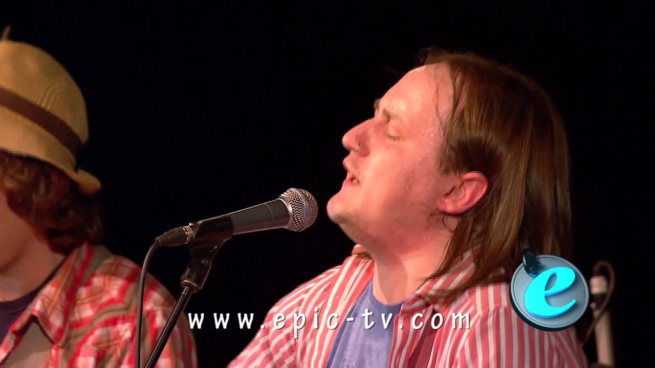 Feral Mouth - Leaves 01