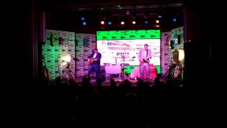 Chris Difford & Glenn Tilbrook -- Pulling Mussels (From the Shell) & Is That Love