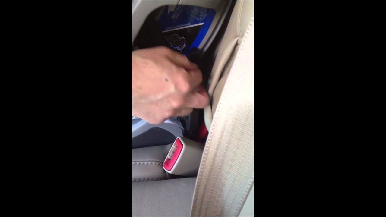 How to Install a rear-facing Chicco NextFit car seat using LATCH