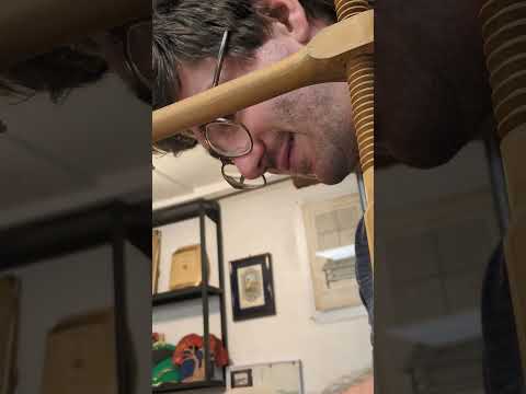 Reliure artisanale d'un livre à Nice