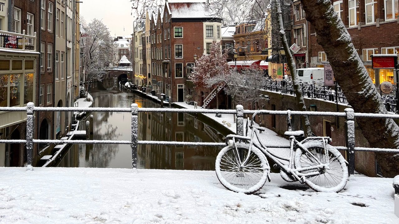 Cycling in the Crisp Snow
