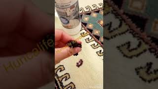 Halıda dut lekesi