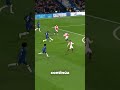 Cuando los defensas olvidan su posición y juegan como delanteros #futbol #defensor #pique #zouma