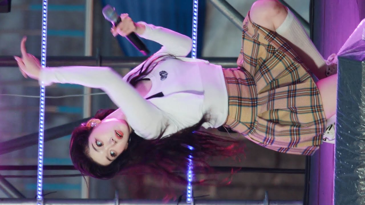 4K 빌리 츠키(Billlie Tsuki) 구미대 축제 full ver.(?) 240514 세로직캠