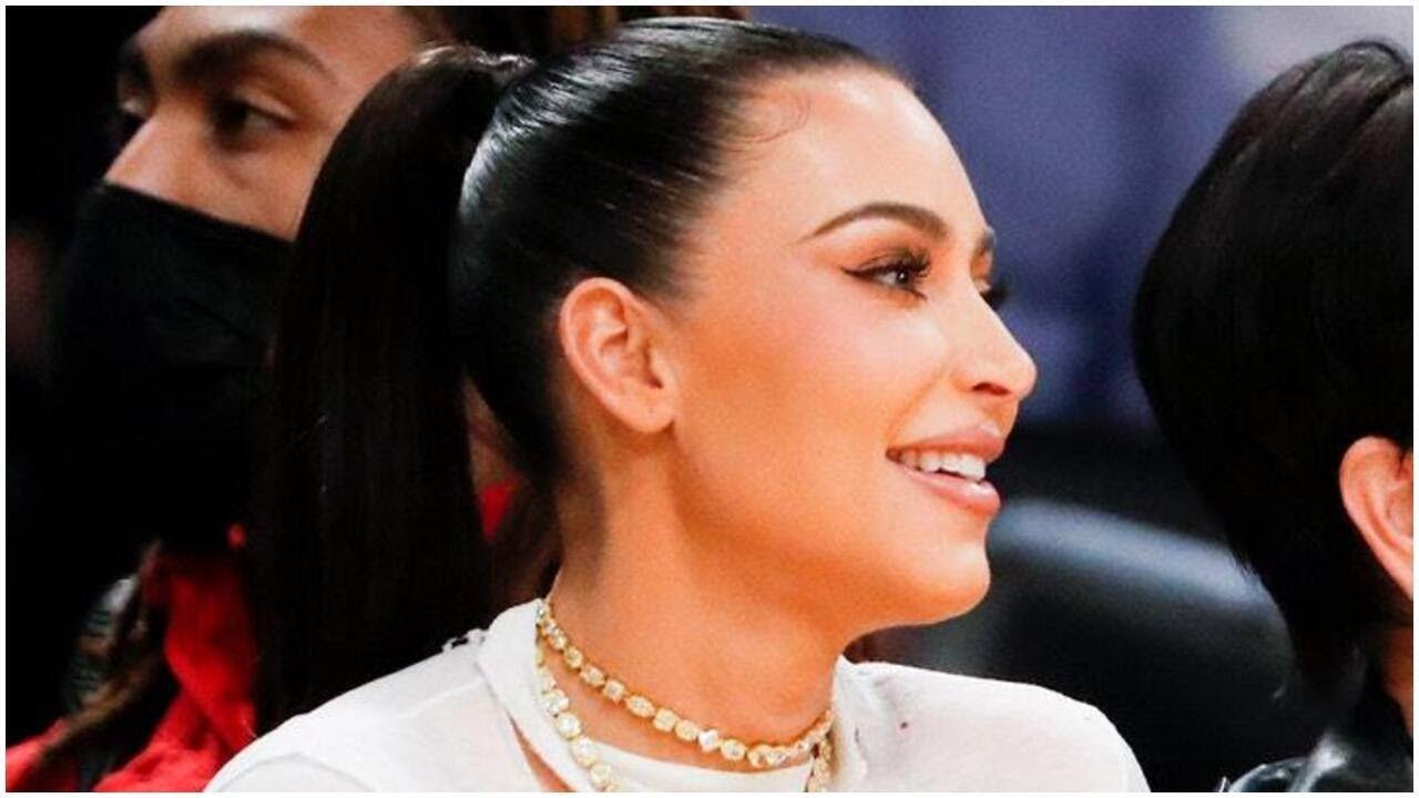 Kim Kardashian Isn t Dating Lakers Player Despite Courtside Playoff kim-kardashian-isn-t-dating-lakers-player-despite-courtside-playoff