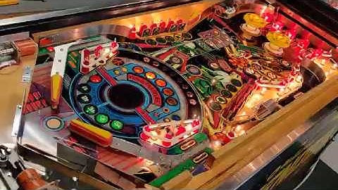 Williams Defender - attract mode