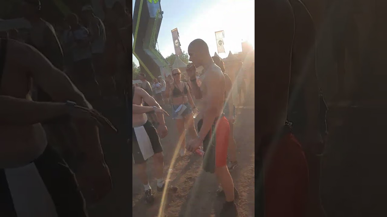 YELLOW STAGE 💛@DEFQON.1