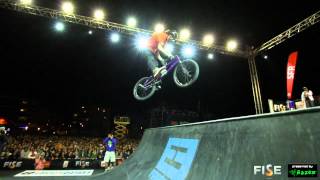 World's First By Jack CLARK: 180 Triple Bus On The Spine