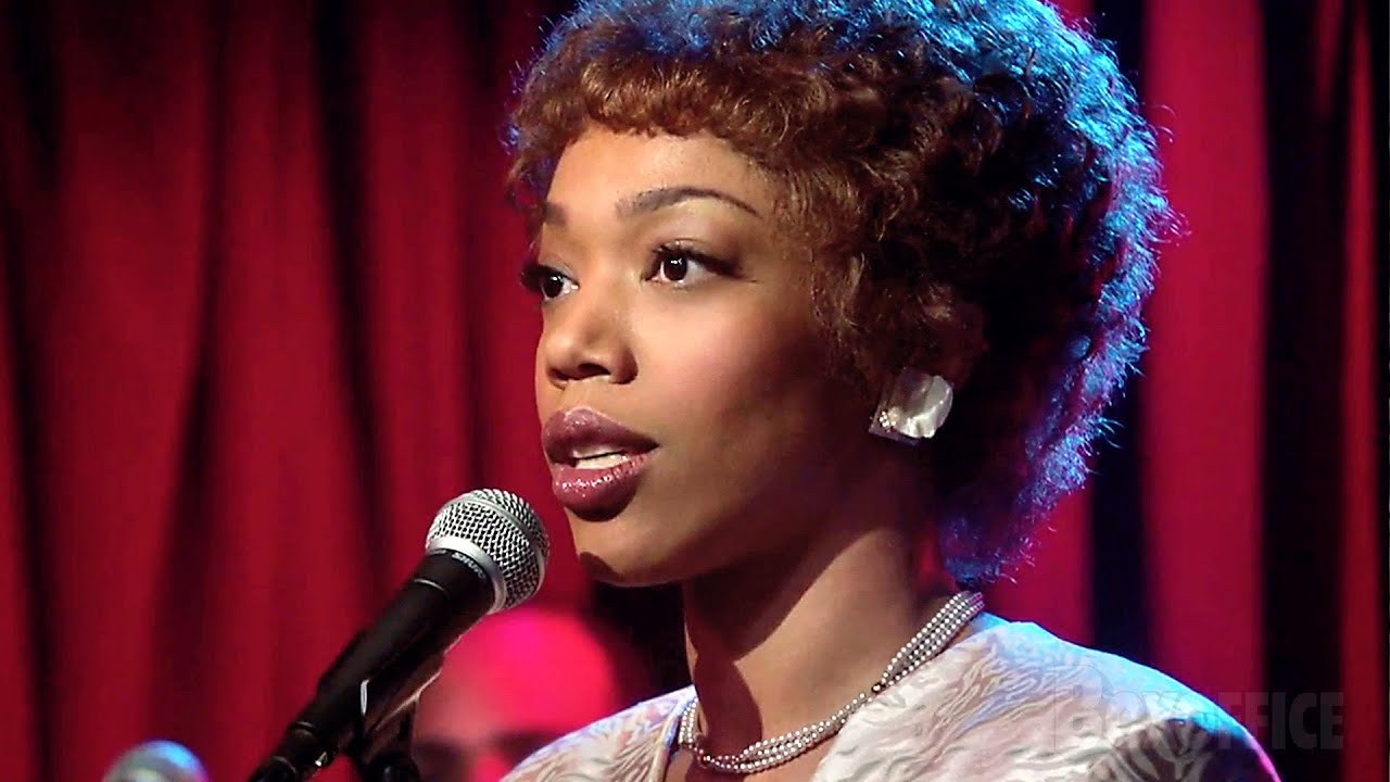 A primeira vez de Whitney Houston no palco | Clipe