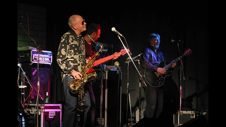 Watch the video about Climax Blues Band –Live at Aspro Blues Festival 2004– Cittanova (Italy), March 24, 2004 (incomplete)