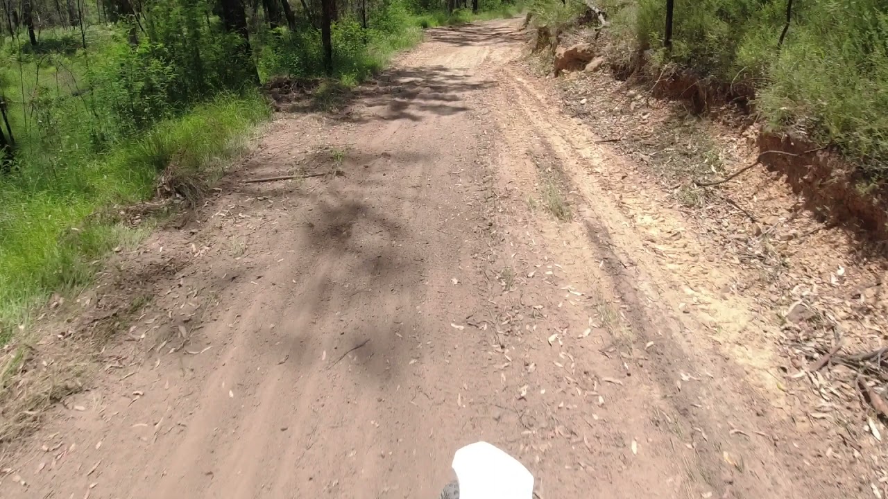 Yamaha YZ450F 2012 Aussie bush riding