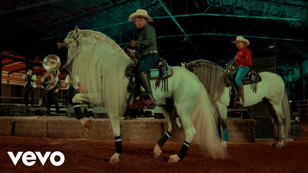 Calibre 50, El Coyote Y Su Banda Tierra Santa - Las Culebras