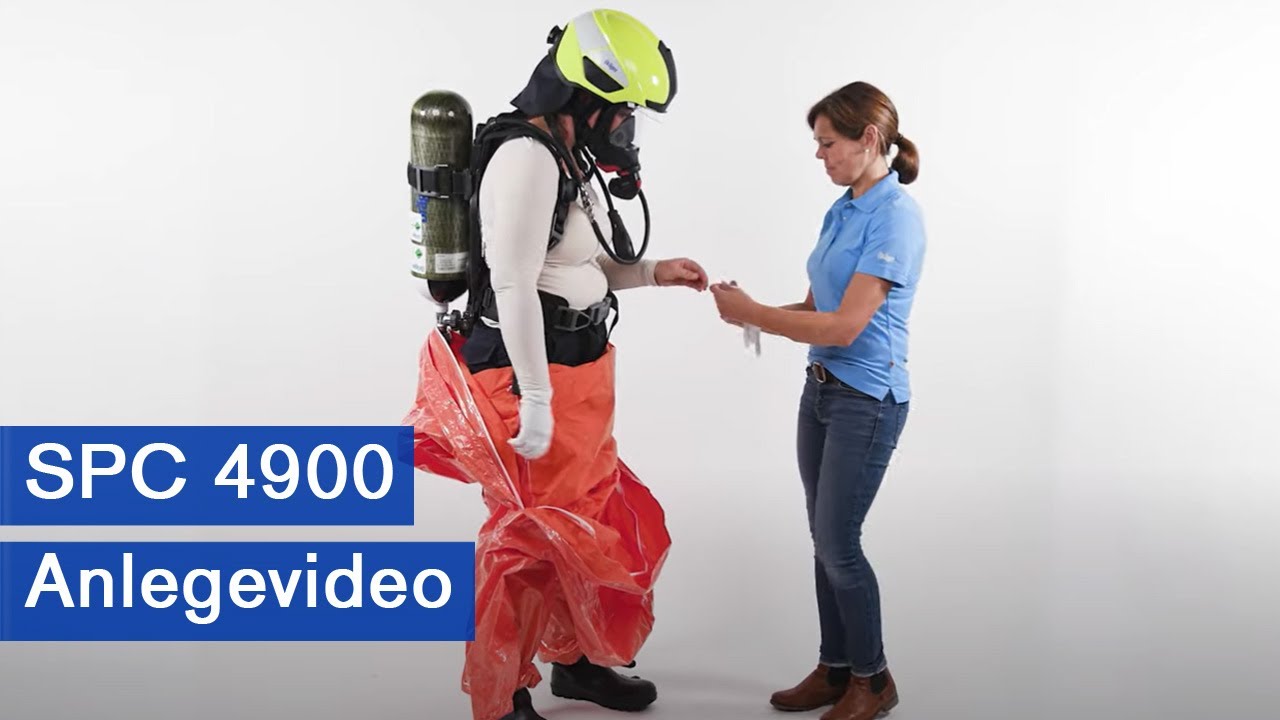 Dräger SPC 4900: Anlegen und Ablegen des Spritzschutzanzugs